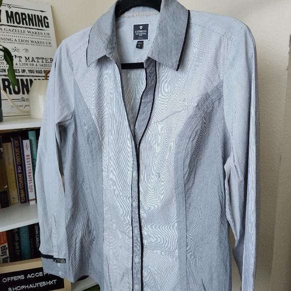 Express Black and White Button Down Shirt - Picture 4 of 8